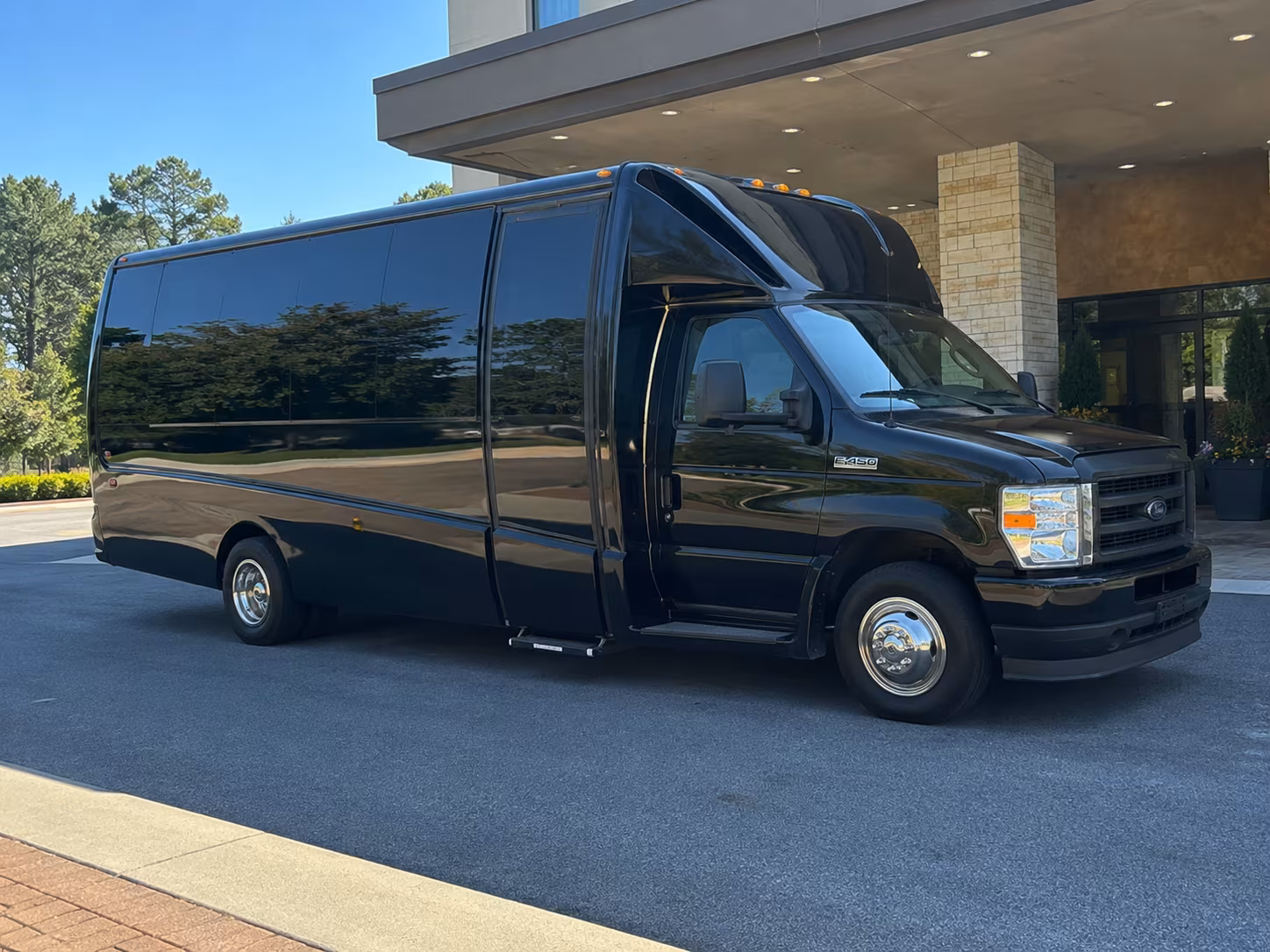 minibuses for east bay nature and outdoor field trips