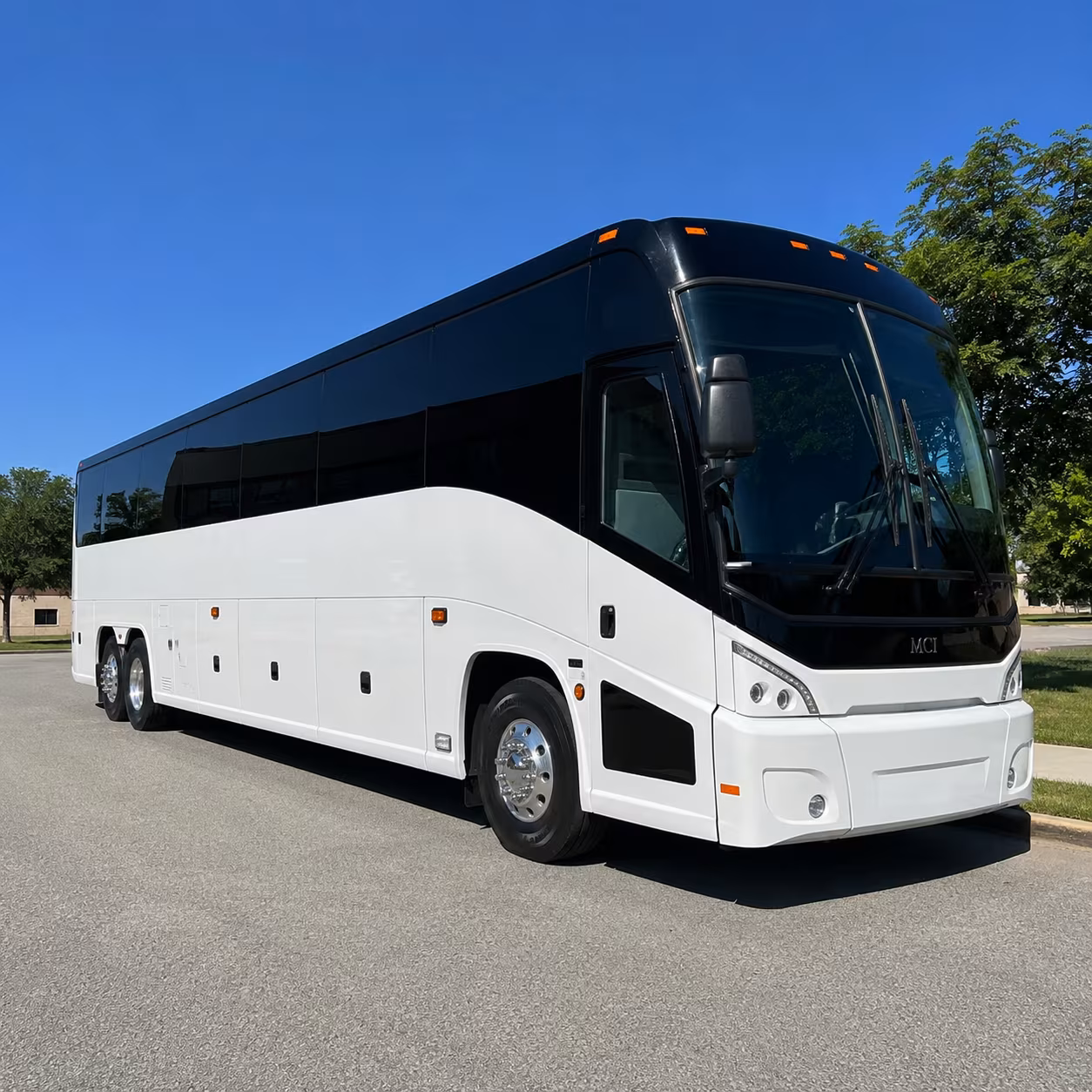 oakland 40 passenger charter bus