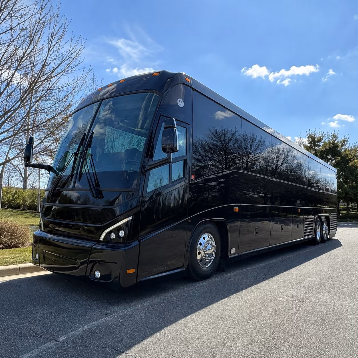 oakland corporate charter bus rental