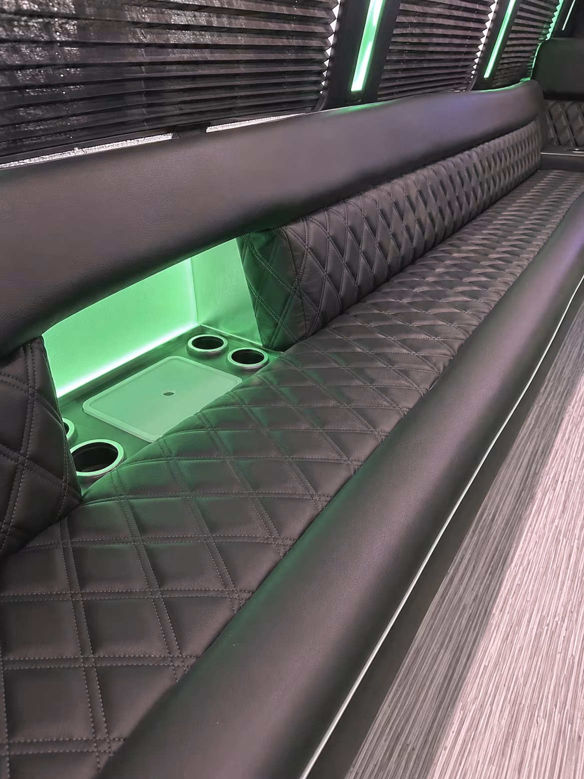 why rent using oaklandminibuscompany com